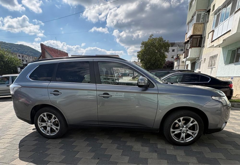 MITSUBISHI Outlander 2013 — imagine 5