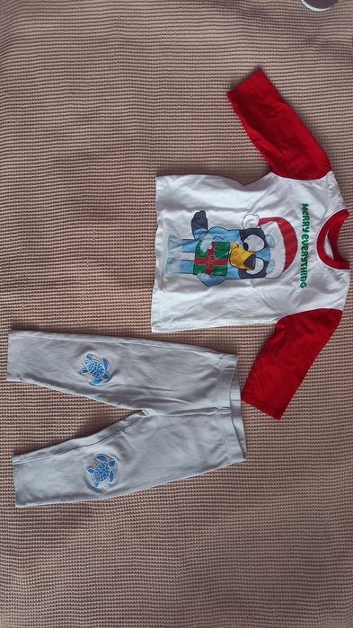 Дрешки, играчки и чанта за момче