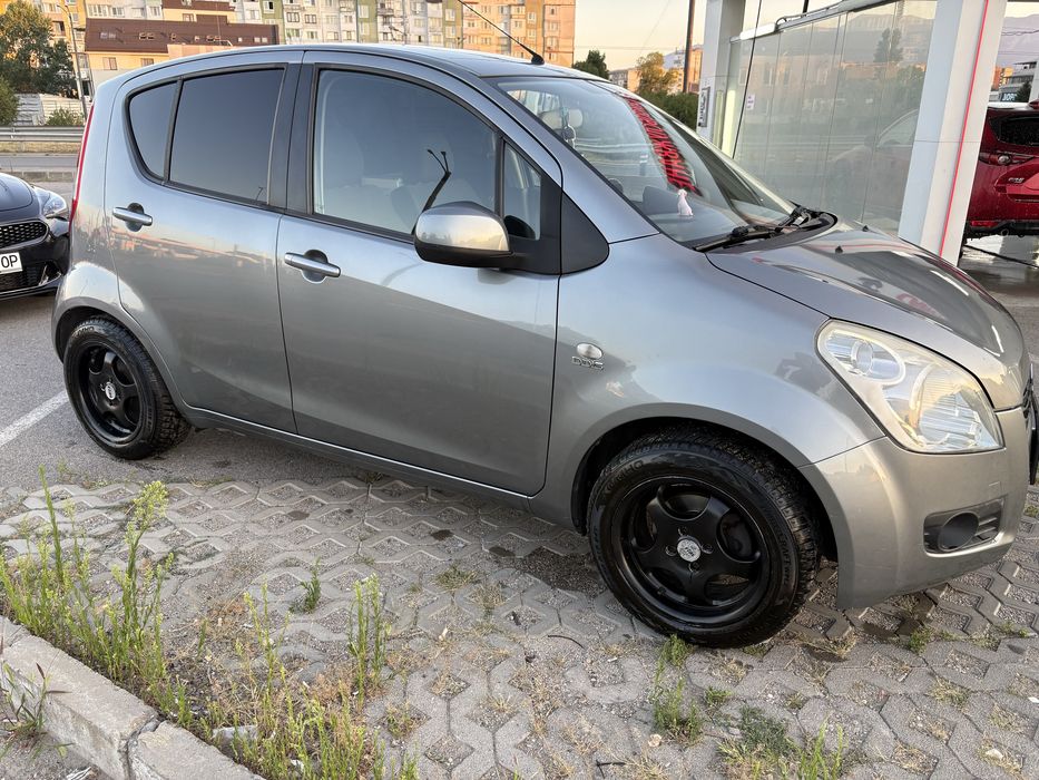Продава се Suzuki Splash
