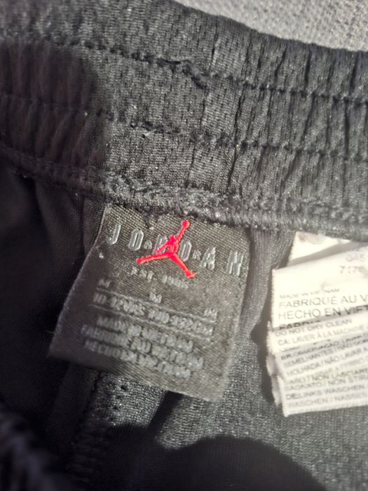Баскетболни шорти и къси гащи Boss/Jordan/Nike