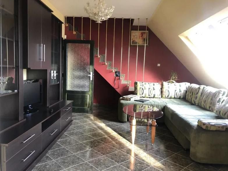 Дава се под наем Двустаен апартамент в София, Гео Милев - 90 кв.м за 550 € - Снимка #2