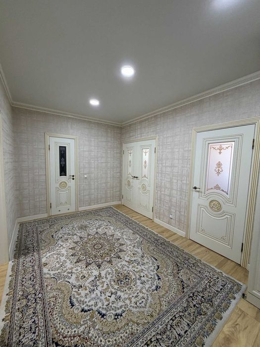 Продам 3 кв р-н Батыс 2