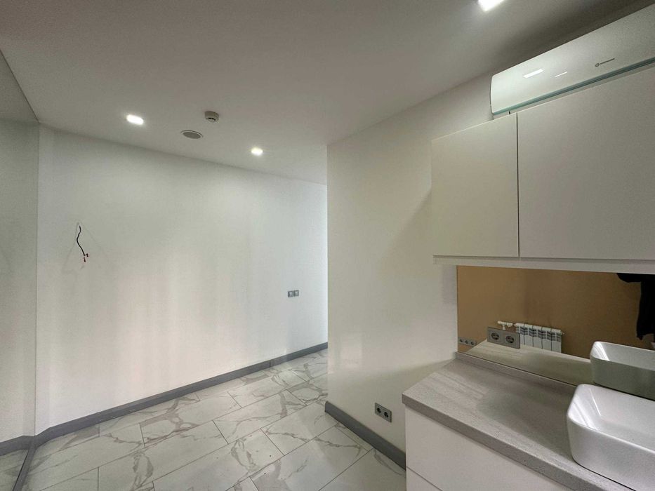 Аренда офиса в центре 145м2 - 8 комнат, ул. Мирабад, ор-р:Госпитальный