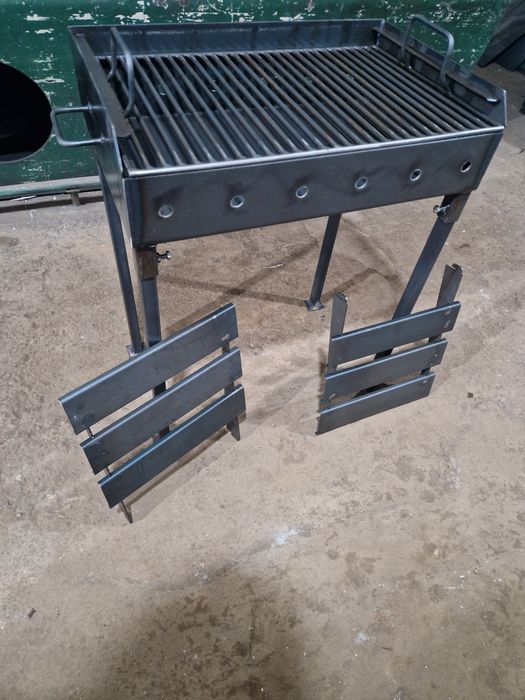 Gratar gradina picnic grill 60x40x15x3 cu polițe demontabile