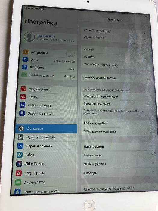 iPad Air 64GB (Wi-Fi + Cellular)