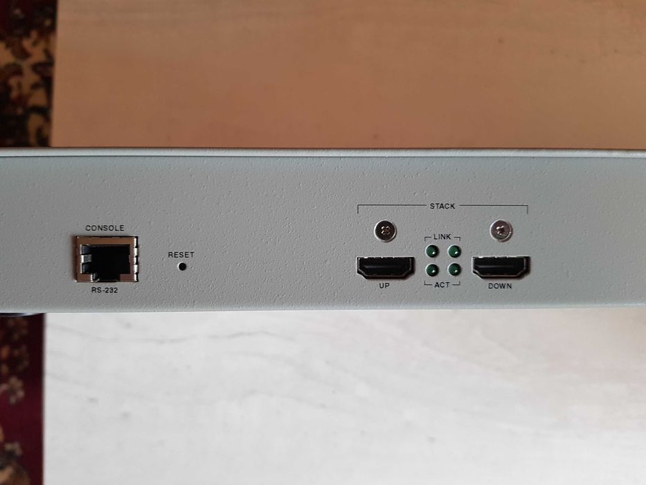 AT-8000GS/24 Allied Telesis Коммутатор