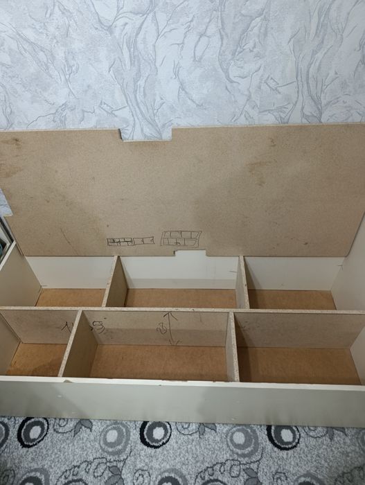 Кровать с матрасом