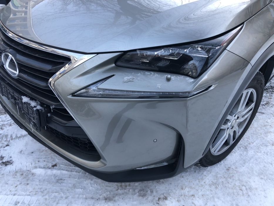 Бампер от Lexus NX 200t