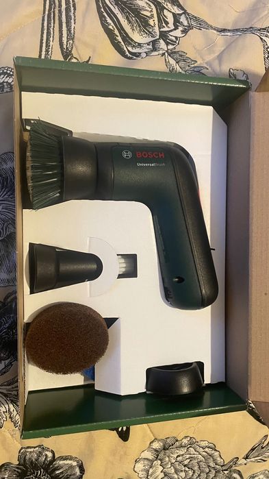 Четка за почистване Бош