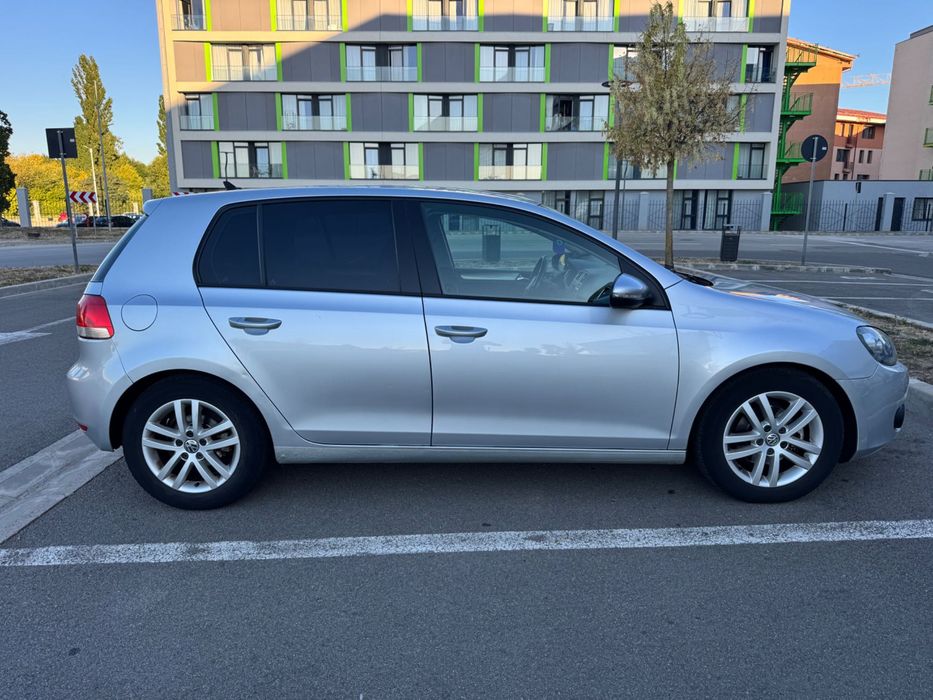 VOLKSWAGEN Golf 2012 — imagine 2