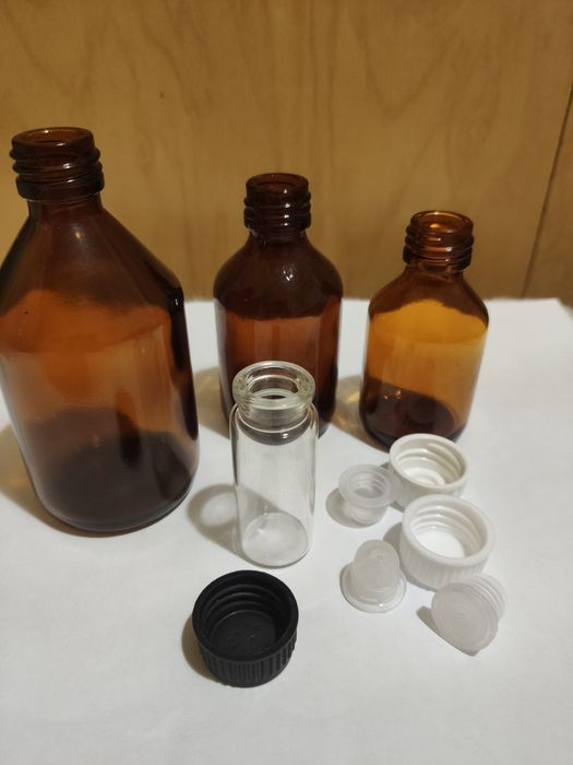 Продам флаконы, стекло