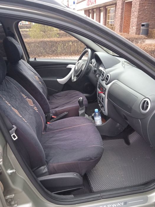 Продам Рено Сандеро стэпвей.