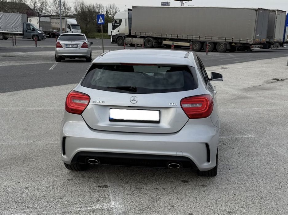 Mercedes-Benz A Class A 180 pachet AMG