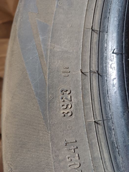 Продам зимние шины