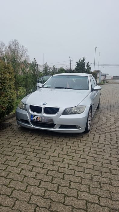 Vând BMW E90 M47