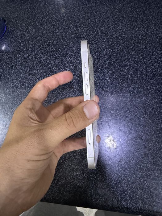 iphone 13 pamit 128g yomkost 88 holati zor oqip tel qlila