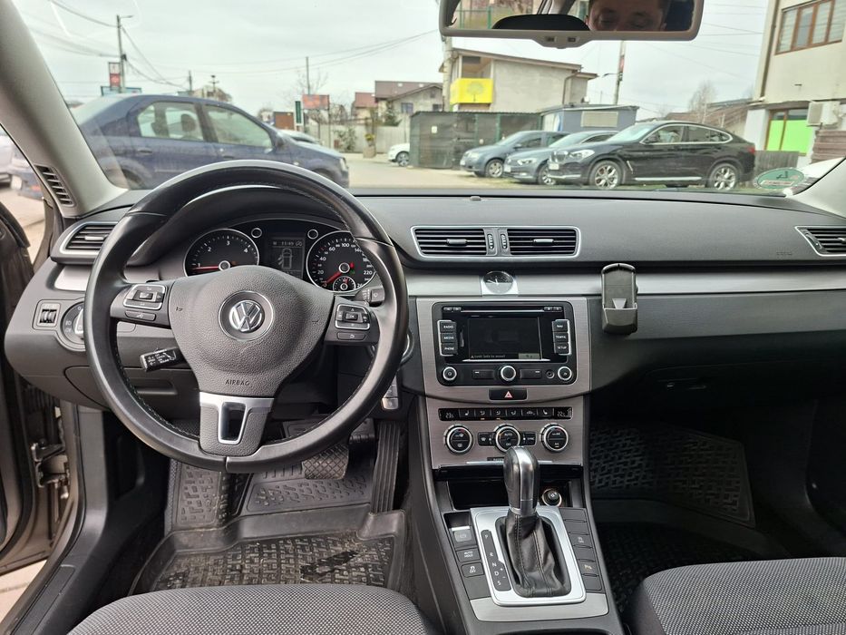 VOLKSWAGEN Passat 2012 — imagine 24
