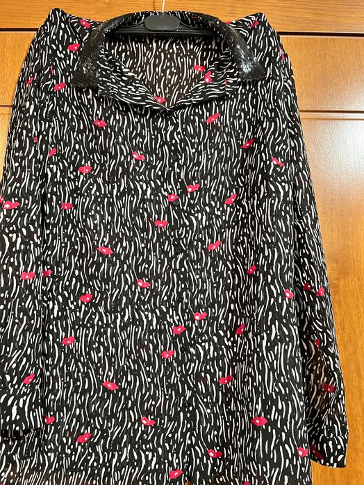 Дамска риза Guess от шифон