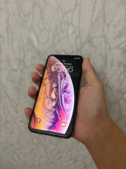 iPhone  xs 64 гб