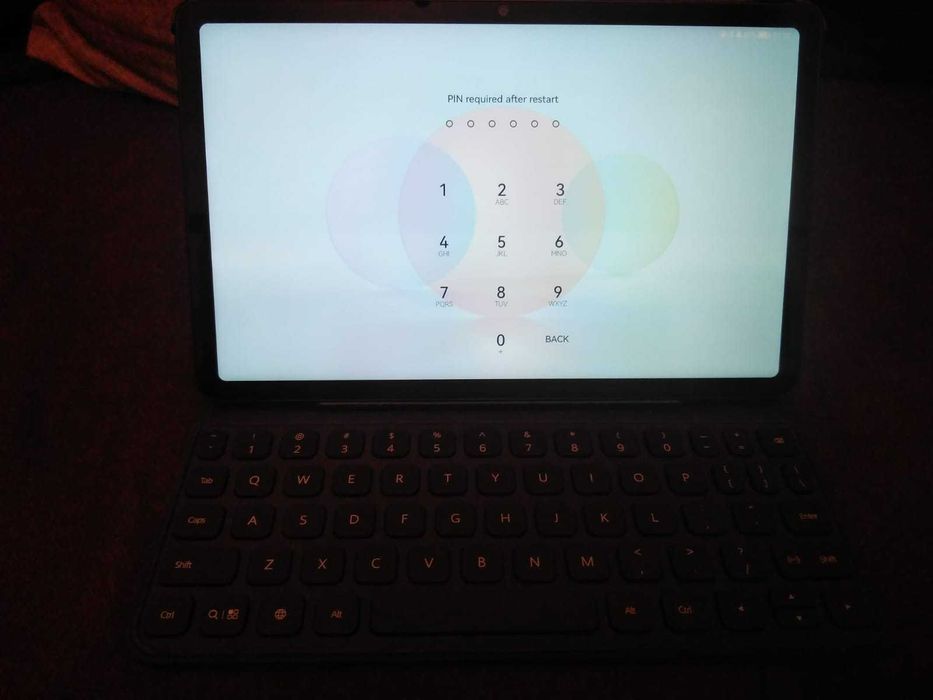 Vand Tableta Huawei MatePad 10.4, 4GB RAM, 128 GB cu tastatura