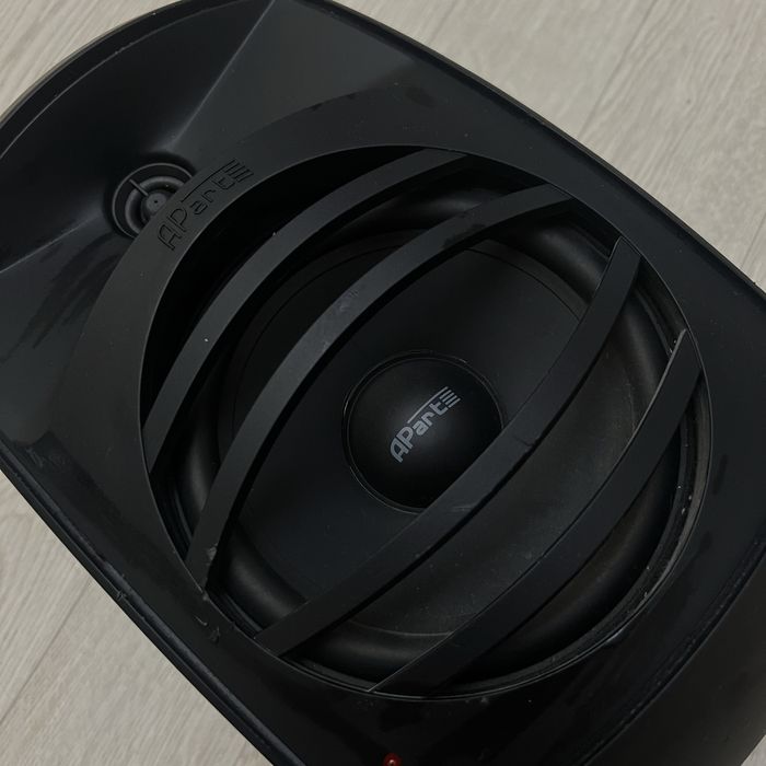 Продам колонку Apart