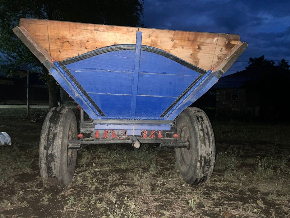 De vânzare căruță