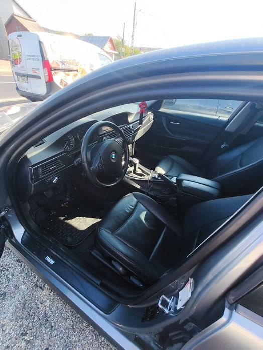 BMW Seria 3 2009 — imagine 2