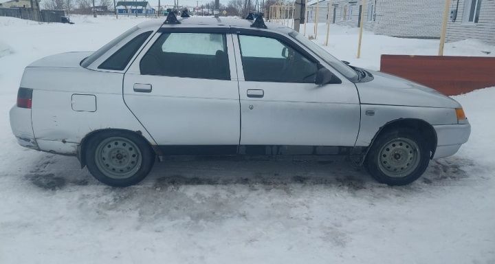 Продам ваз 21 10  срочно