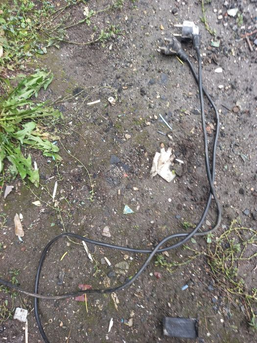 Бу кабеля и шнуры кабеля с вилкой