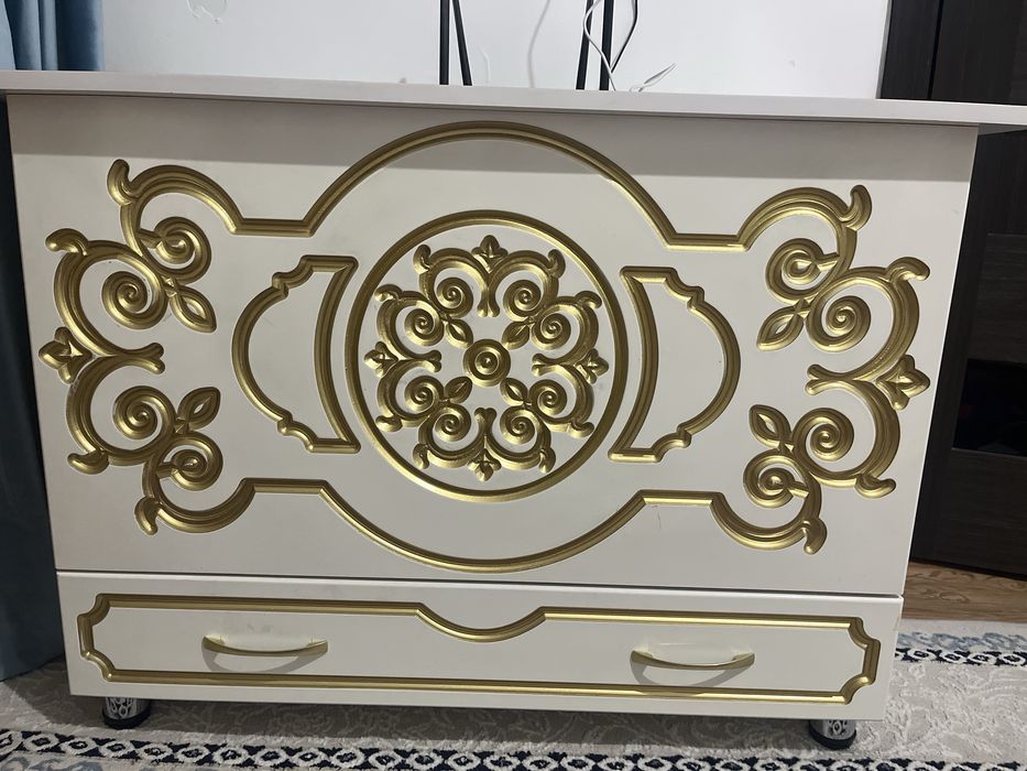 Сандық таза ағаштан