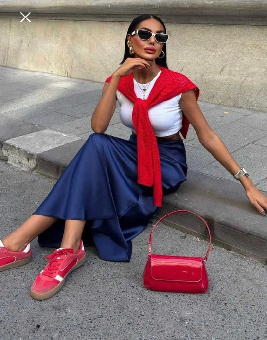 нова сатенена пола