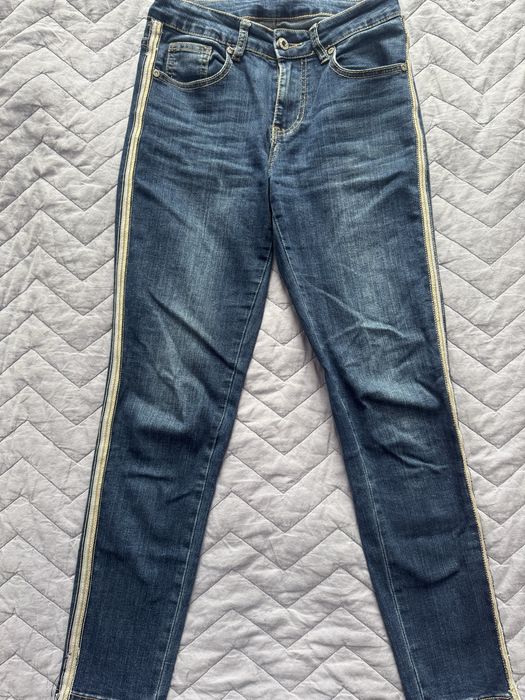 Модерни дамски дънки с накъсани елементи S, Slim fit