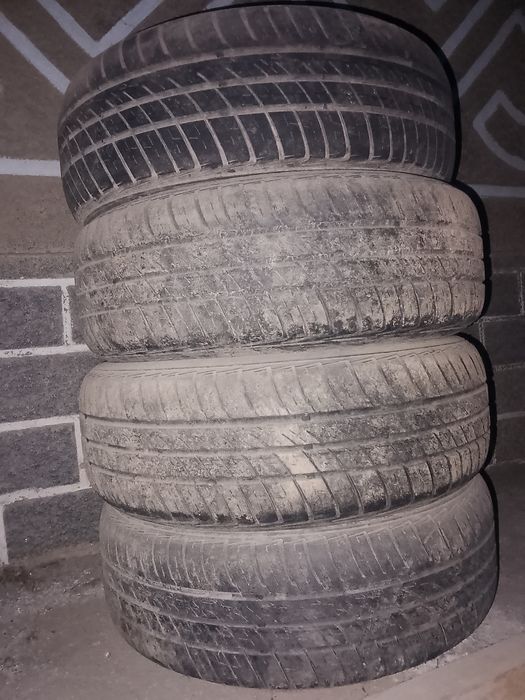 Продам комплект диски с резиной