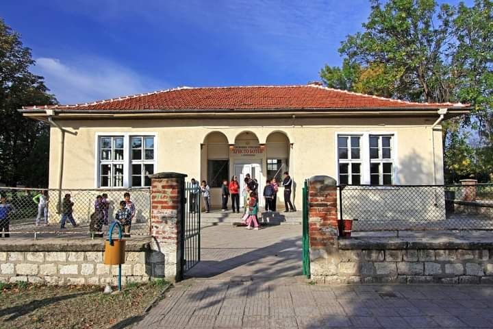 Продава се Къща в с. Шишманци, Област Пловдив - 120 кв.м за 500 €/кв.м - Снимка #22