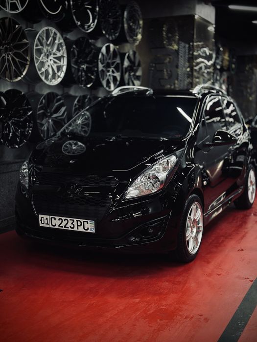 Spark amerikanka obves opisaniyani oqila