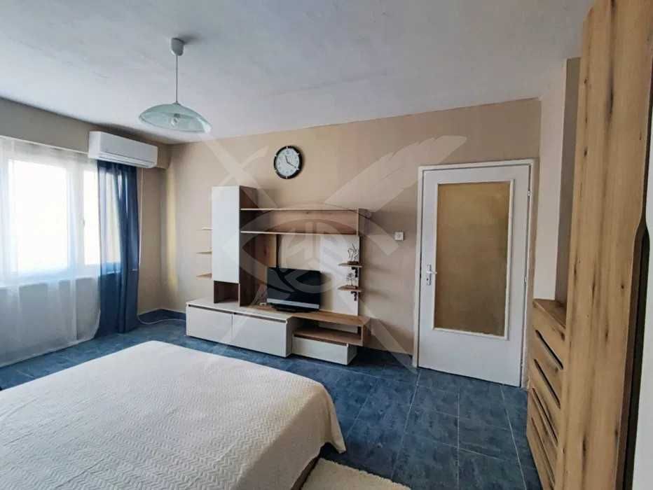 Дава се под наем Едностаен апартамент в Варна, Възраждане 3 - 45 кв.м за 350 € - Снимка #2