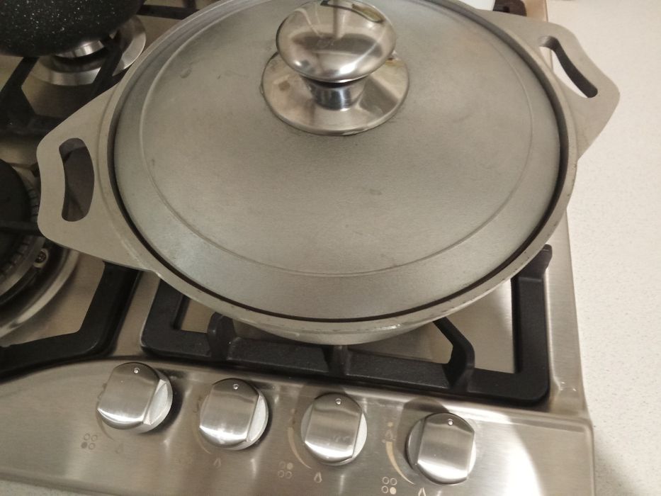 Продам казан маленький.