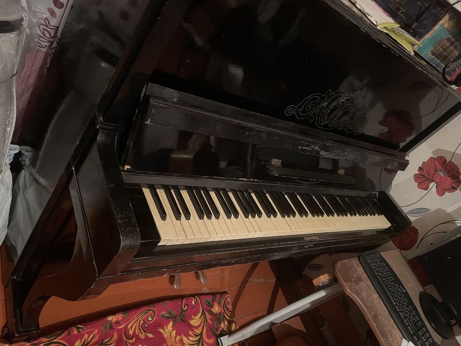 Продам пианино