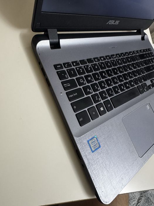 Продам Vivo book 15 asus laptop x507uf