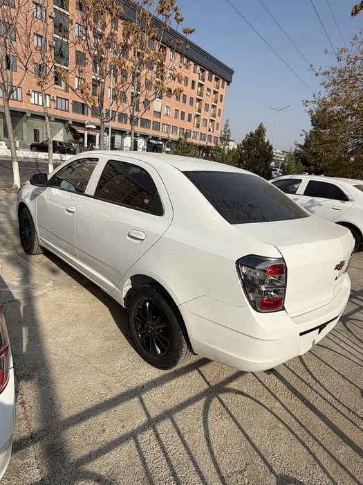 Chevrolet Cobalt GX-MIDNIGHT (MCM) 2026