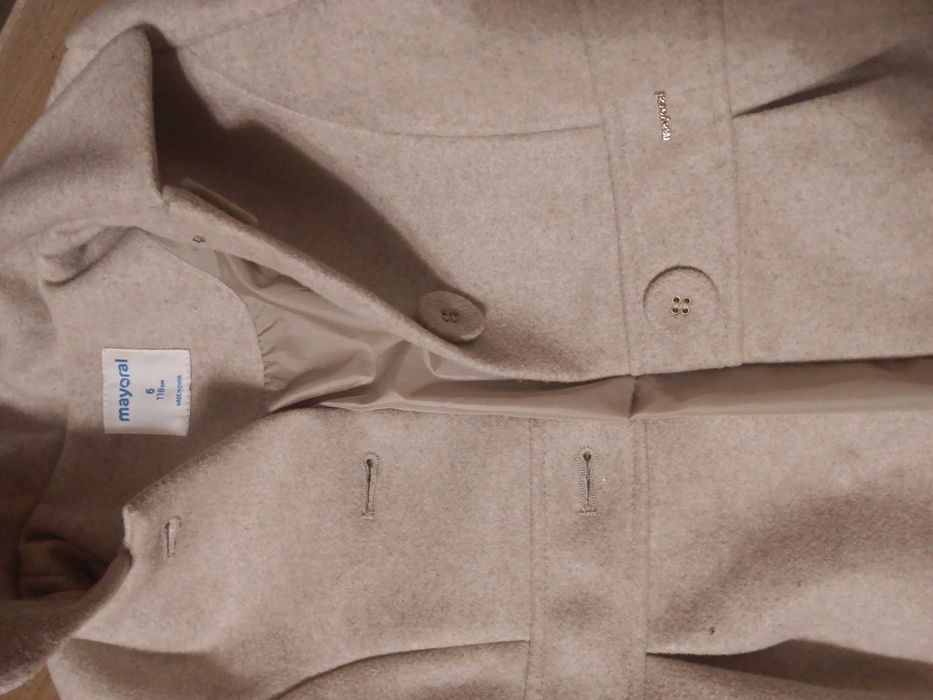 Момичешко есенно-зимно палто