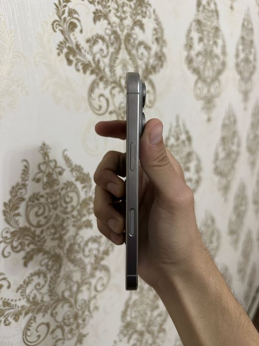 Iphone 16 pro в хорошем состоянии