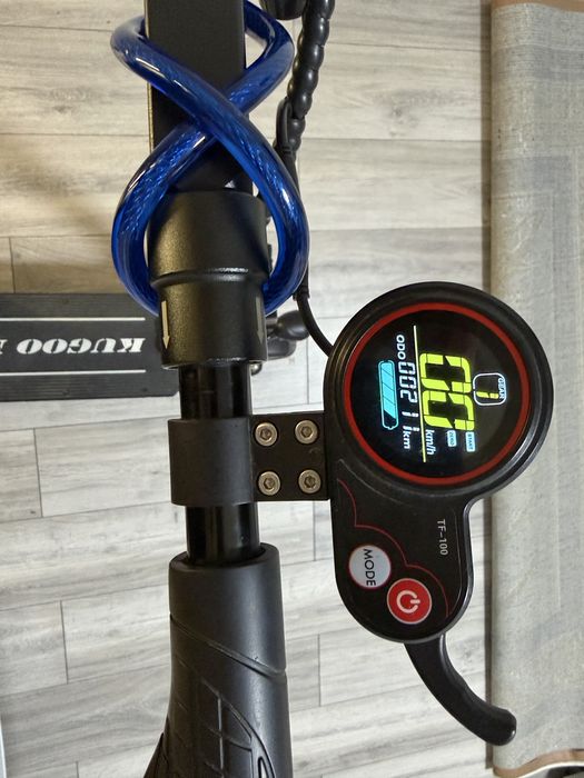 Электросамокат Kugoo