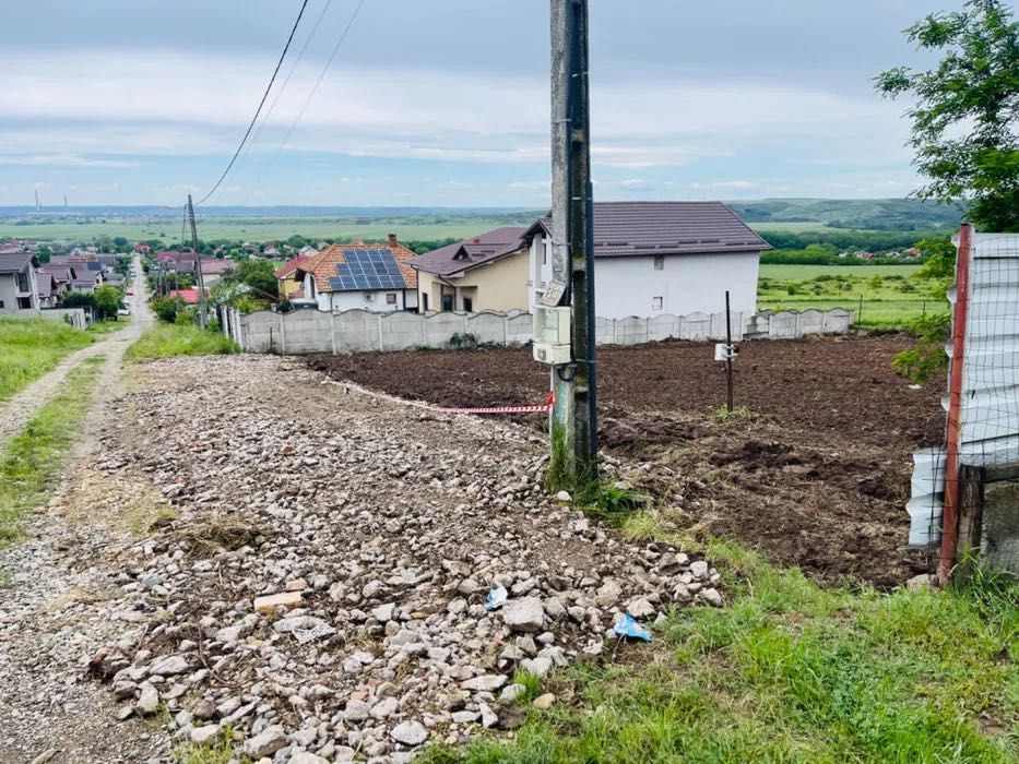 Teren Simnicul de sus