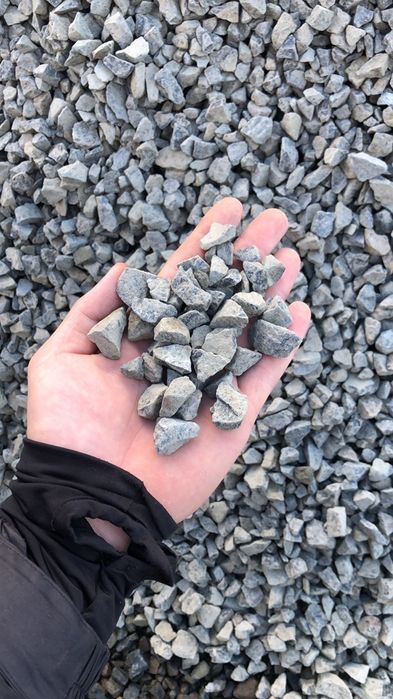 Mranita,Servicii Bobcat  ,nisip,sort ,piatra concasata,ridic moloz