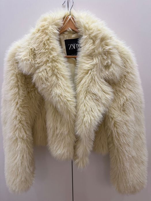 Елегантно пухкаво късо палтенце  ZARA – без забележки