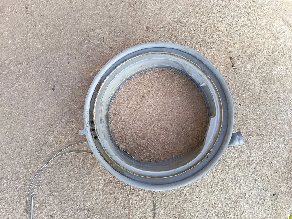 Продам ризину на стиралку BOSH