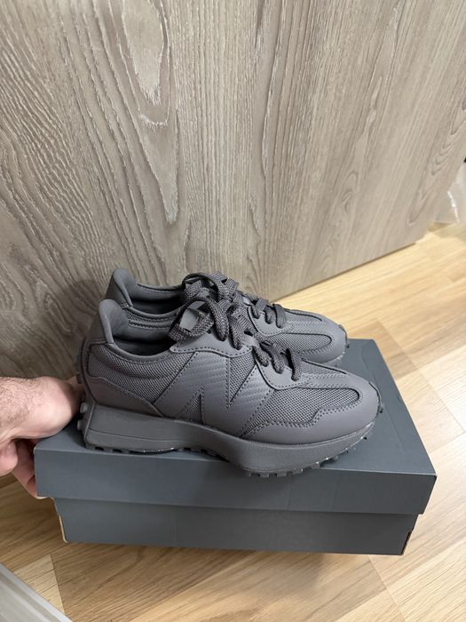 New Balance 327 gri U327SCC  marimea 37 noi originali