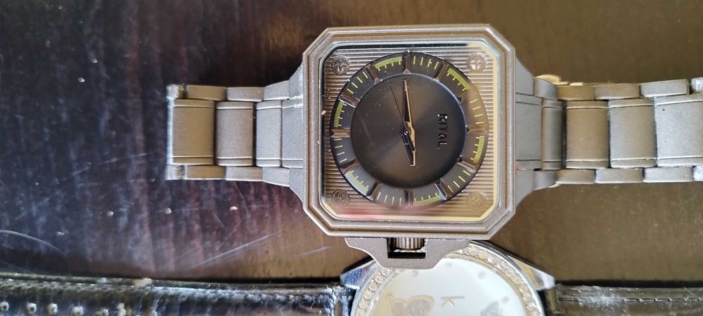 Лот Часовници Без Гаранция