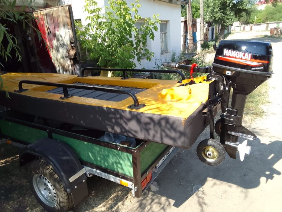 Продам прицеп с лодкой